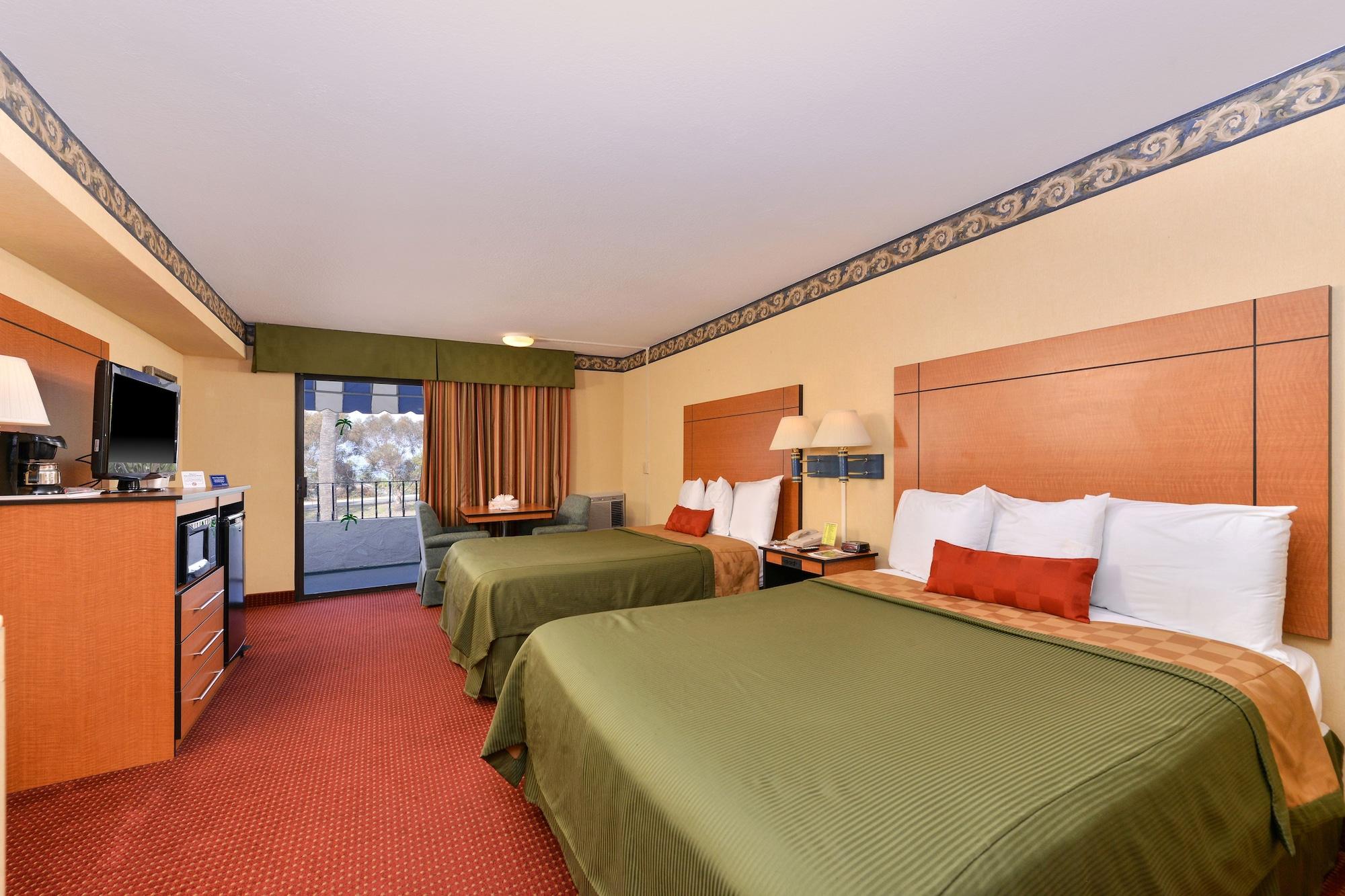 ทราเวลลอดจ์ ซาน เคลเมนเต บีช Hotel ซานเคลเมนที ภายนอก รูปภาพ